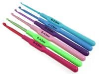 Essentials Crochet Hook Set – 6 Colourful Hooks