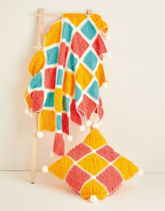 Hayfield Bonus DK 10120 Granny Square Blanket Cushion Crochet Pattern