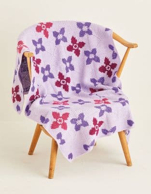 Hayfield Bonus DK 10121 Flower Square Blanket Crochet Pattern