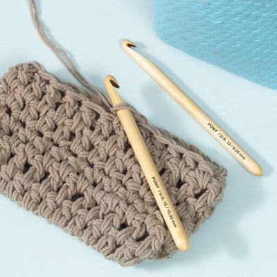 Pony Maple Crochet Hooks
