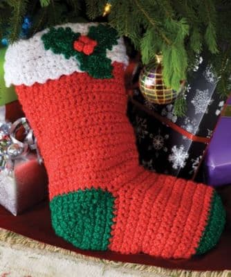 Red Heart HOLIDAY Holly Stocking Crochet Pattern FREE