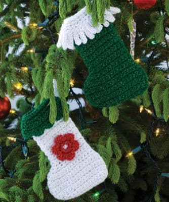 Red Heart HOLIDAY Little Stockings Crochet Pattern FREE