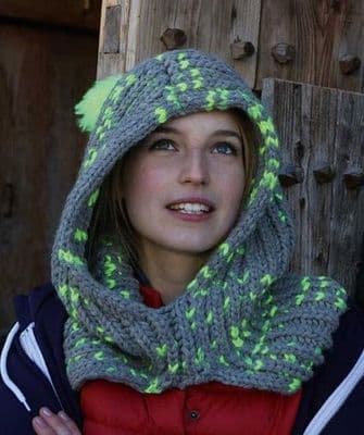 Schachenmayr LOVA Hooded Collar FREE Knitting Pattern Hoodie