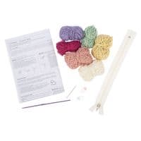 Trimits Crochet Kit - Floral Zip Bag