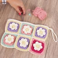 Trimits Crochet Kit - Floral Zip Bag