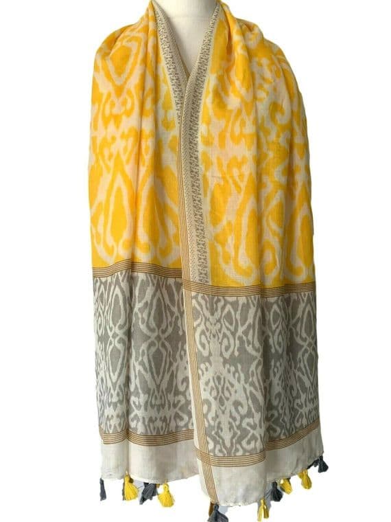 Abstract Print Scarf Women's Yellow and Grey Tassels Trim Oversized Scarf