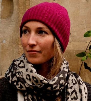 Red Hat Women's Burgundy Coloured Beanie Knitted Hat