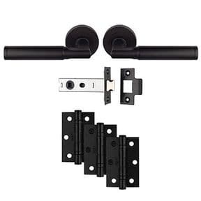 Belas Latch Pack in Matt Black