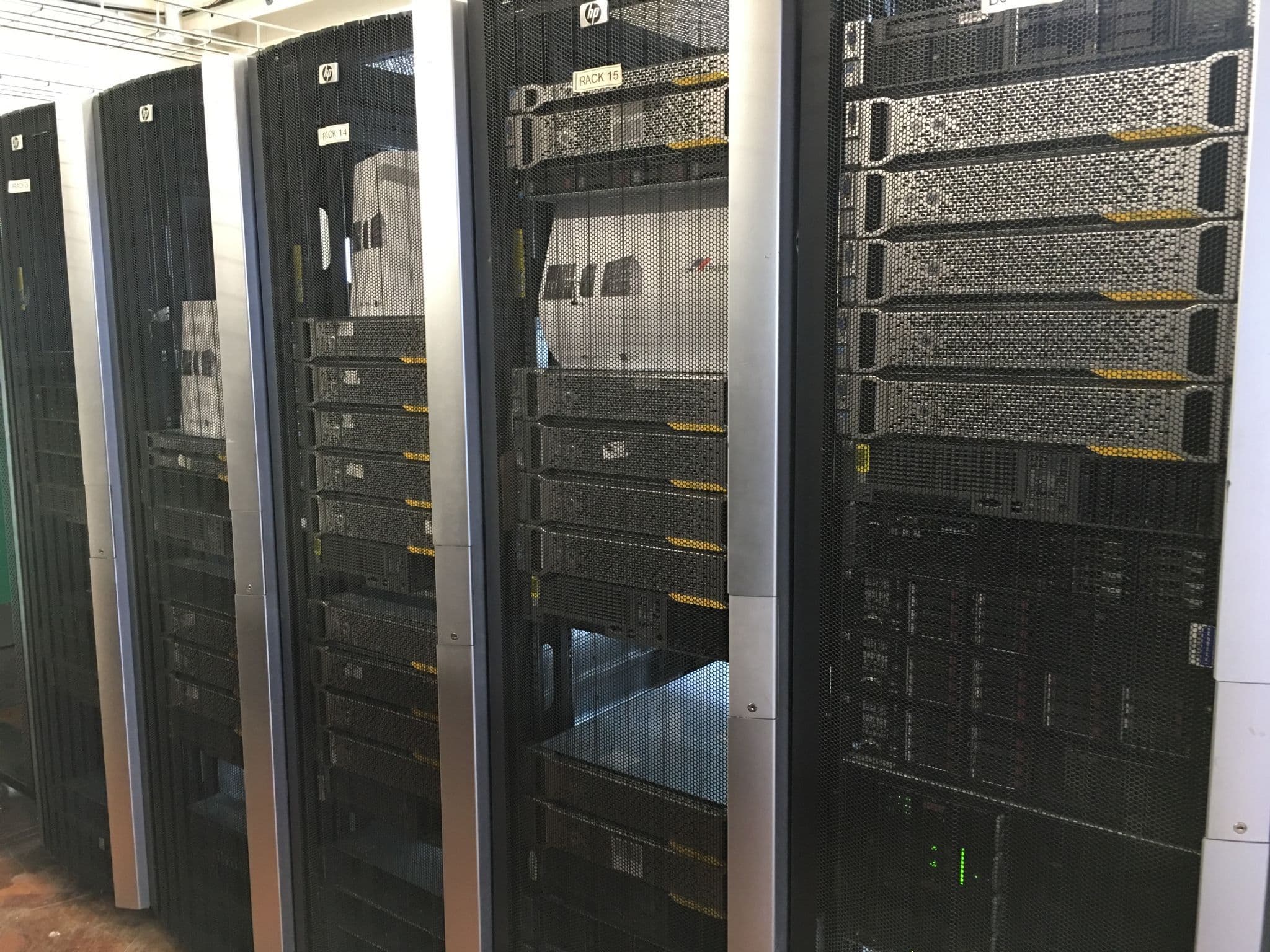 HPE ProLiant DL380 Gen9 Server Dual 14-Core E5-2697 V3 128GB RAM 2