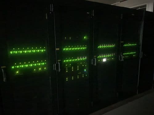 Scalable HPC , Render Farm Setup | 64x compute Nodes  | 2560  / 5120  Gold  CPU cores |