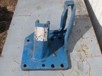 10 series check chain bracket