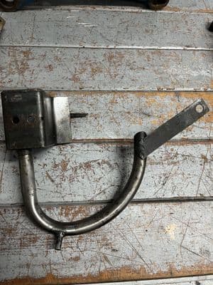 CROWN WHEEL OIL FEED PIPE