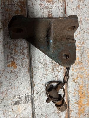 DEXTA CHECK CHAIN BRACKET