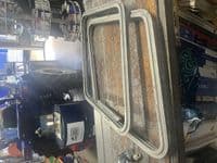 Duncan Cab rear side window frame 1 pair