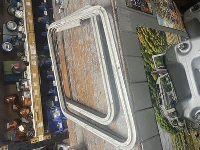 Duncan Cab  rear side window frame 1 pair