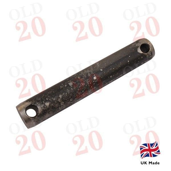 FRONT AXLE PIN E1A LC6A