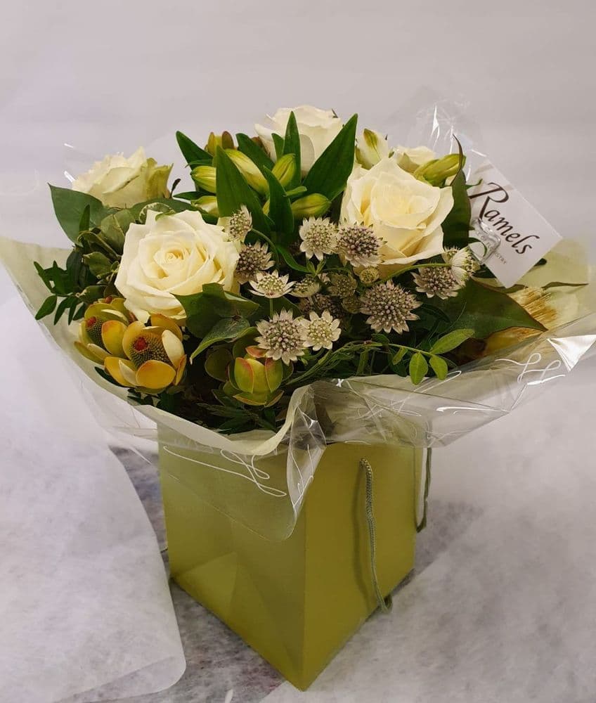 Emerald Twist Bouquet 27