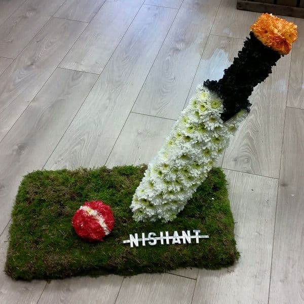 TRIBUTE CRICKET BAT & BALL