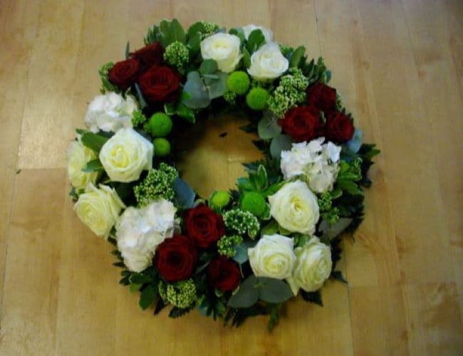 wreath 4 - size 14"