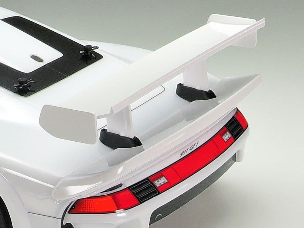 Tamiya 96 Porsche 911 GT1 ST TA03R-S 47443