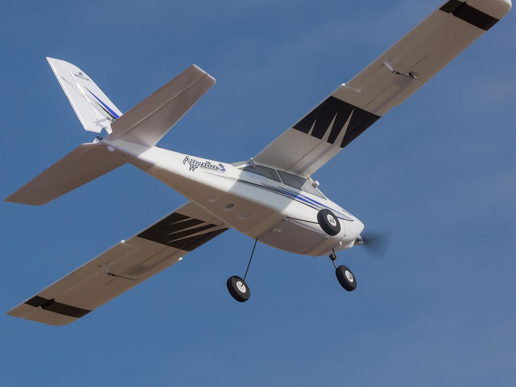 E-Flite Apprentice S 2 1 2m RTF with SAFE A-HBZ31000