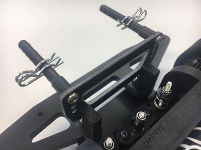 Kamtec 1300 / Hot Rod Rear Body Mount Set 1:12