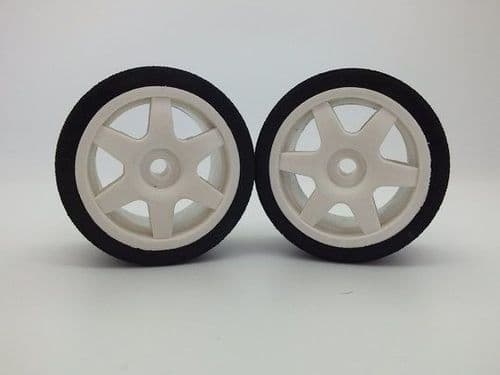 kamtec Silver 6 Spoke Wheels and Pink Medium Tyres