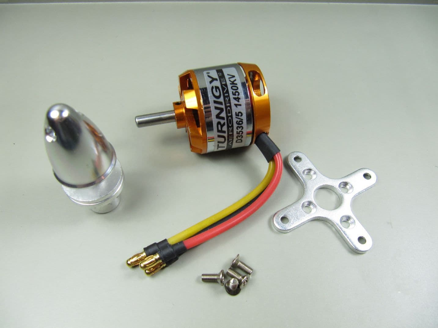 DYS D3530 1100KV 1400KV 1700KV Outrunner motore Brushless per Mini elicotteri aereo multirotore RC DYS D3530 1100KV 1400KV 1700KV Outrunner motore Brushless per Mini elicotteri aereo multirotore RC