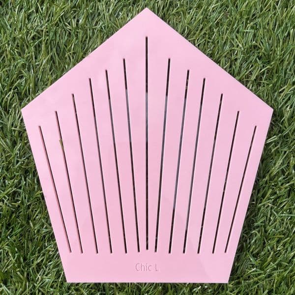 Chic Perfect Palm Spear Template - Select Size