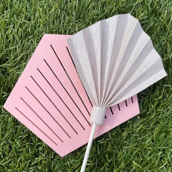 Chic Perfect Palm Spear Template - Select Size