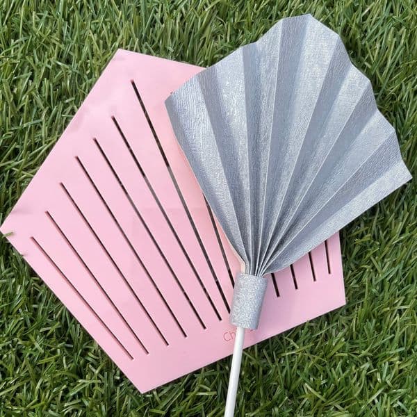 Chic Perfect Palm Spear Template - Select Size