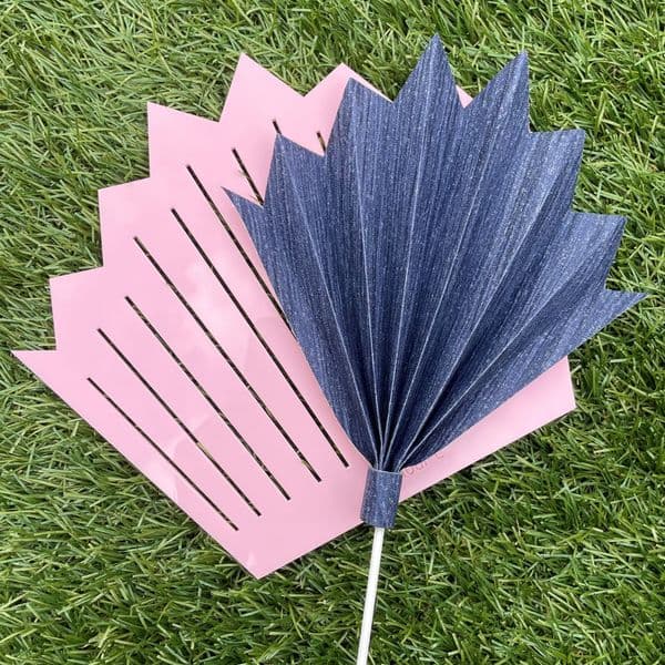 Glamour Perfect Palm Spear Template - Select Size