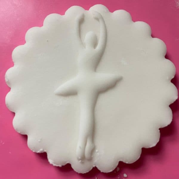 SALE Ballerina 5 Cut circle stamp