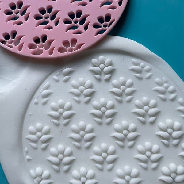 SALE Cute Flowers Pattern Cut Stamp