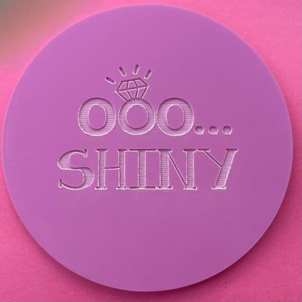 SALE Ooo... Shiny with diamond ring Engraved circle stamp