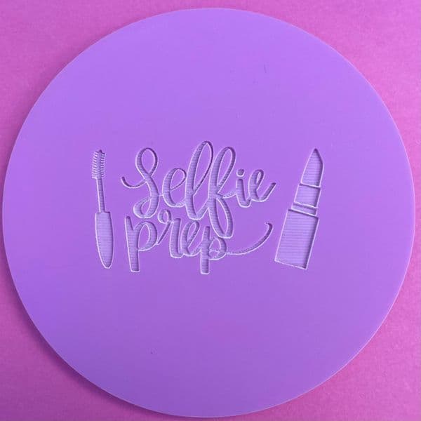 Selfie Prep with Lipstick and Mascara Engraved circle stamp