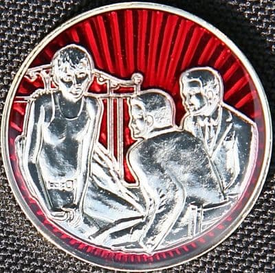 Bill & Bob The Man on the Bed Red Triplate