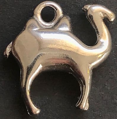 Camel 3 Pendant Charm