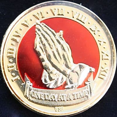 Praying Hands, One Day At A Time. Red Tri Plate.