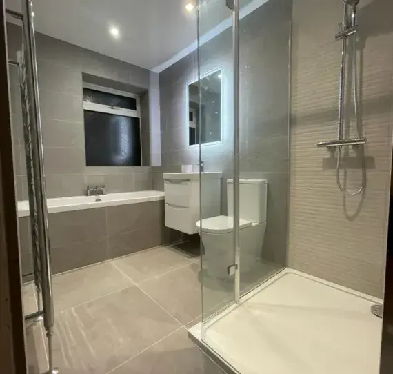 Fitted Bathrooms Jake             ---   07843 883813