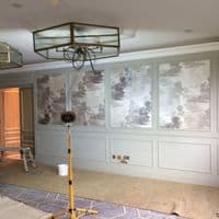 Paint & Decorator Chris 07505 462589