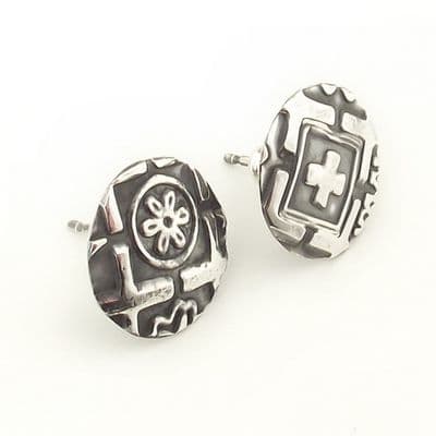 Oxidised silver earstuds