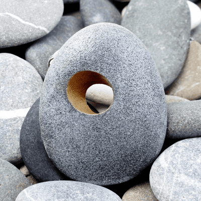 Pebble brooch ' hole'