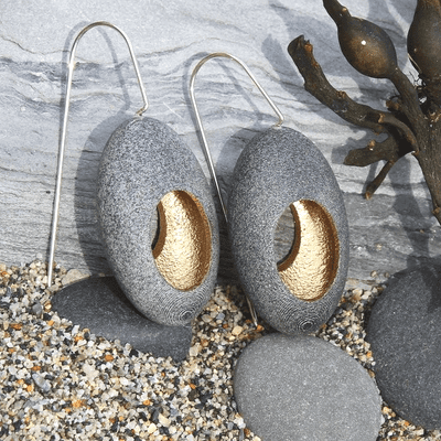 Pebble earrings, 'Hollow'