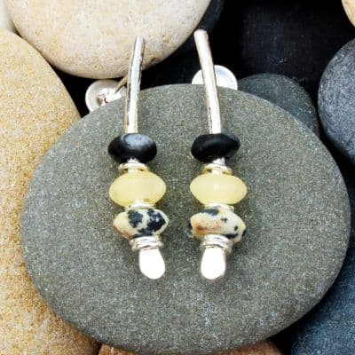 Pebble earrings, natural stone, arc earrings, inspired by the seaside, 9A