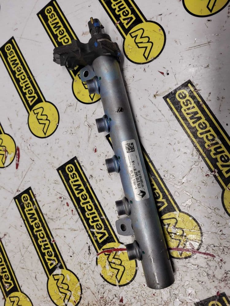20152020 RENAULT KADJAR MK1 1.6 DCI FUEL INJECTION INJECTOR RAIL