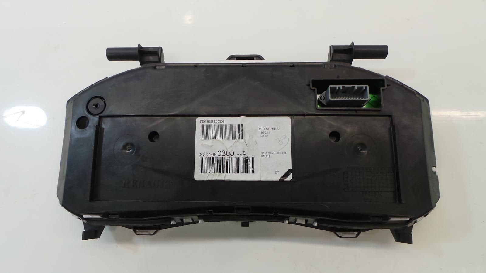 RENAULT CLIO III SPEEDOMETER CLOCK SET 8201060300