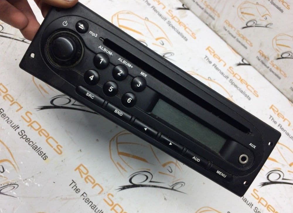 RENAULT KANGOO II 2016 CD/RADIO PLAYER AUX LEAD MP3 BLACK 281112231R