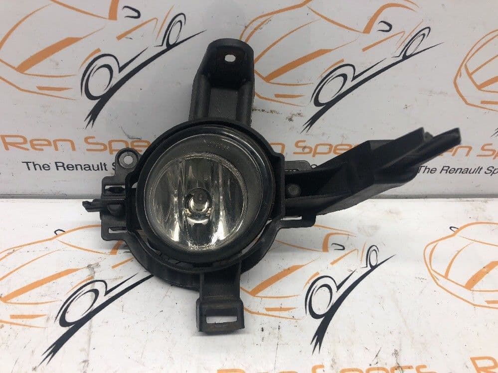 Vauxhall Movano II 2 3 Front Foglamp Spot Light O/S Right Drivers Side