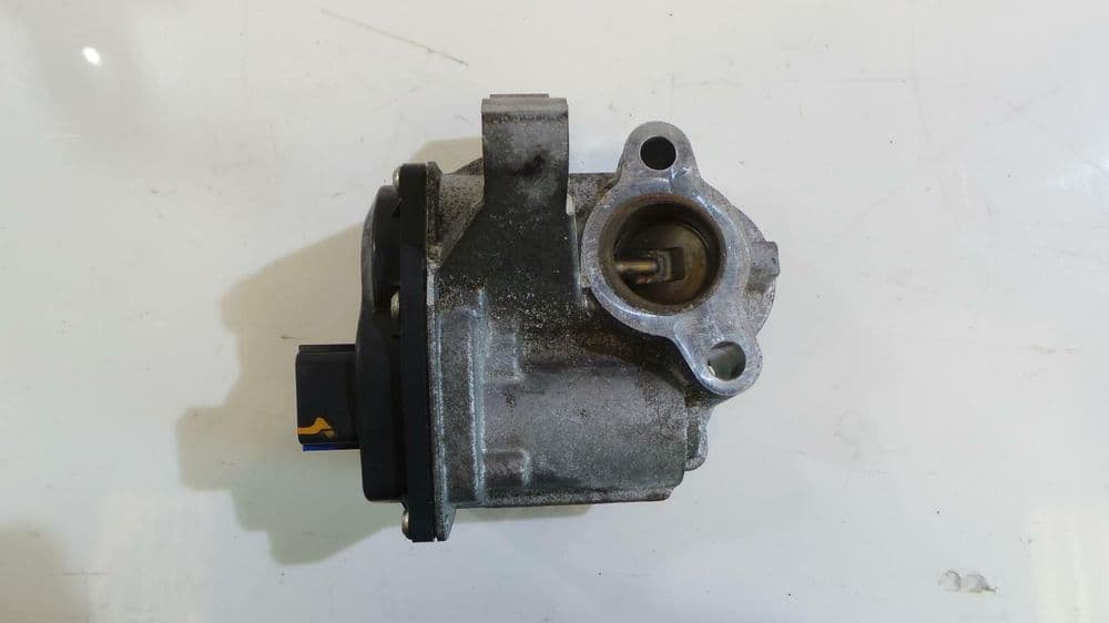 VAUXHALL VIVARO EGR VALVE 1 6 Diesel Engine Code R9M 408 14 15 16